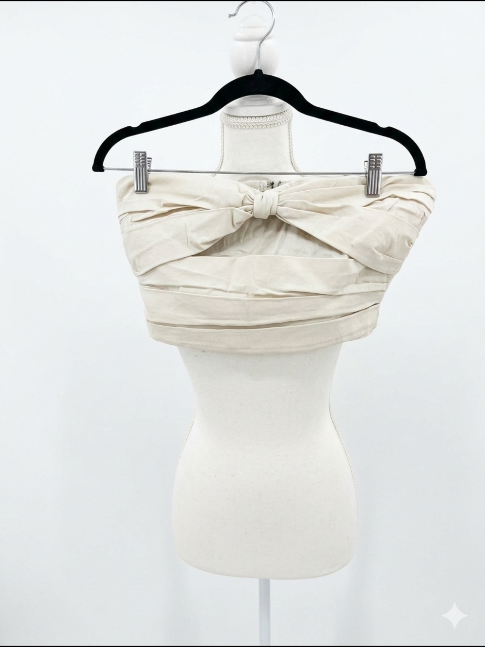 En Saison Medium Strapless‎ Bow-Front Lily Crop Top - Ivory Boutique